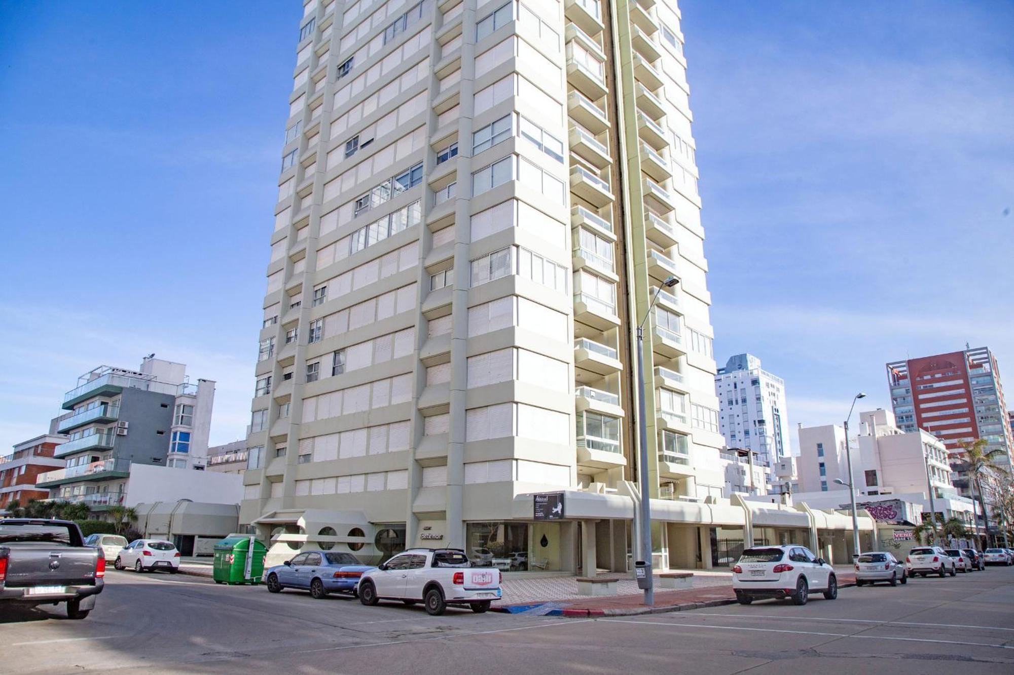 Oceana Suites Fontemar بونتا دل استي المظهر الخارجي الصورة